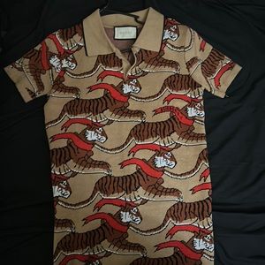 Gucci Tiger Shirt with Burberry Writing